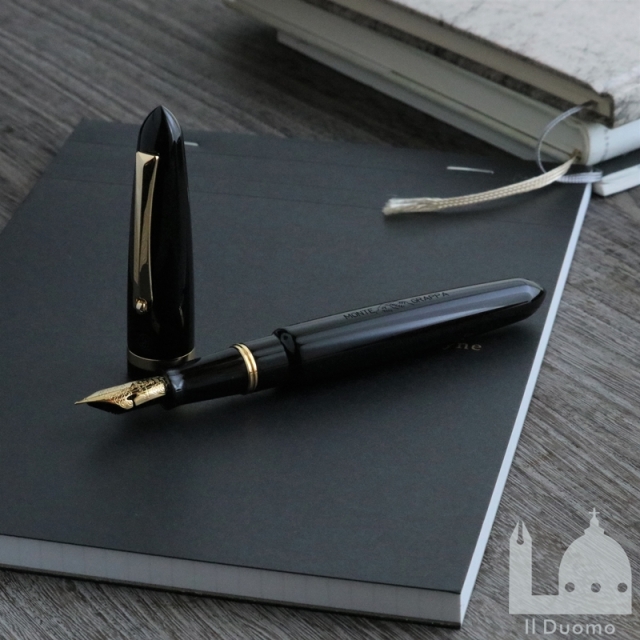 モンテグラッパ　ヴェネツィア　ブラック　万年筆　画像04