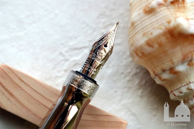 ピナイダー　限定生産品　ラグランデベレッツァ　フォージドカーボン　万年筆