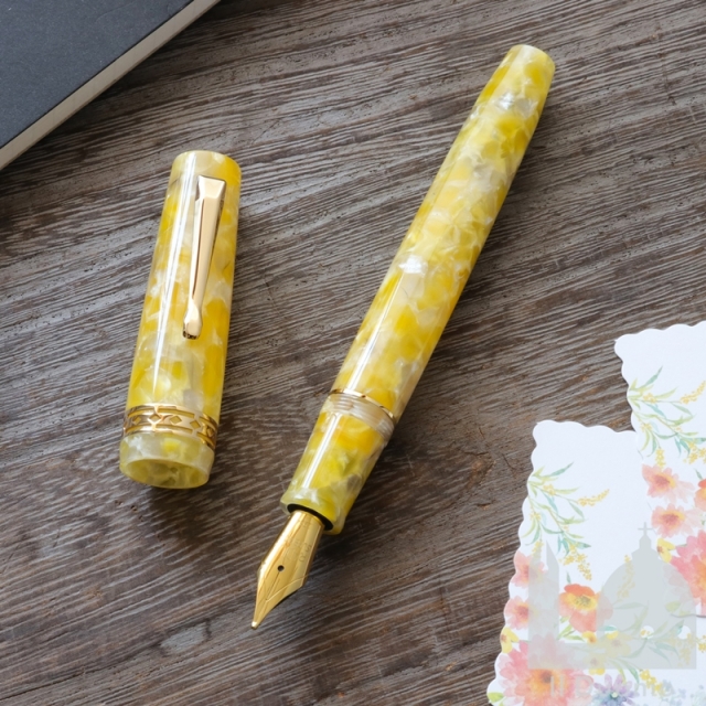 ラディウス1934　セッティモ　ソーレ　万年筆　ゴールドトリム