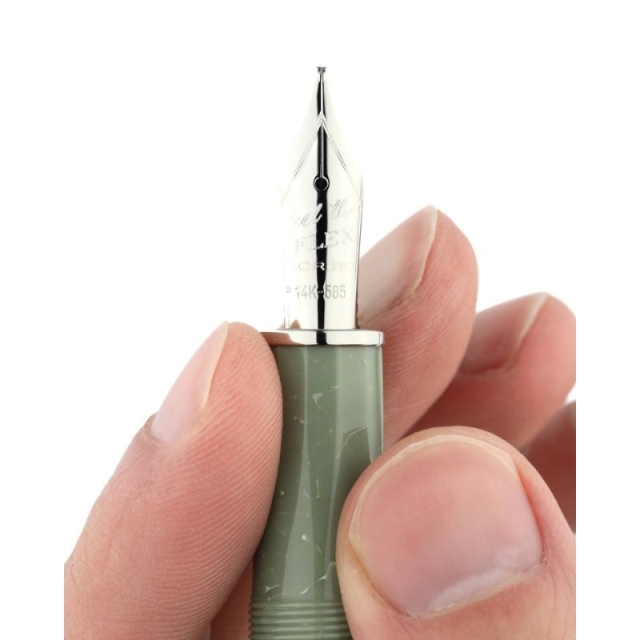 スクリーボ　限定生産品　フィール　ヴェルデアンティコ　万年筆