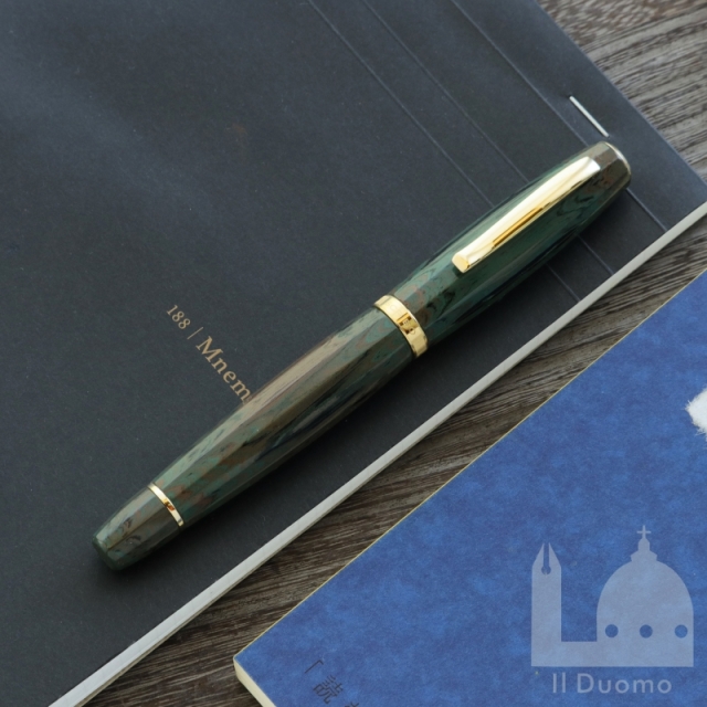 スクリーボ　限定生産品　フィール　エボナイト　モンテコーネロ　万年筆
