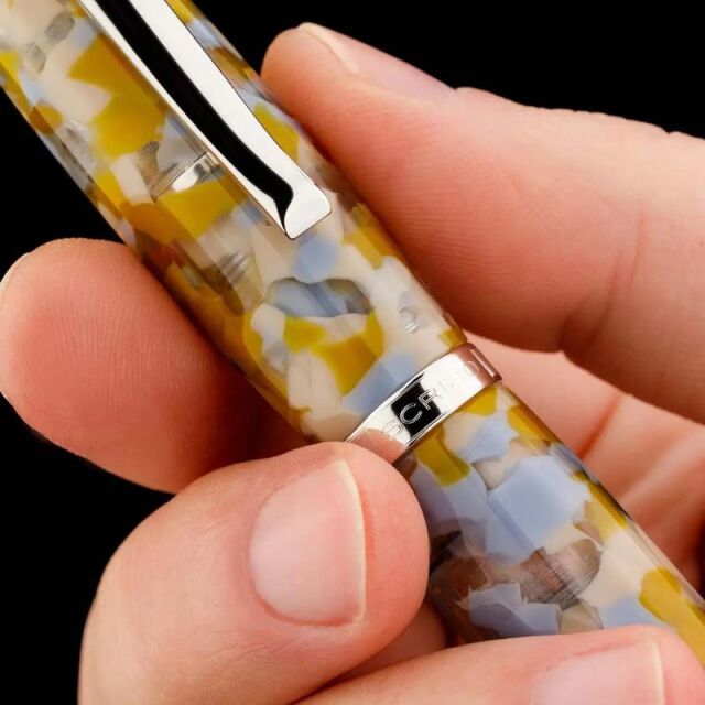 スクリーボ　限定生産品　フィール　サーレ・ディ・チェルヴィア　万年筆