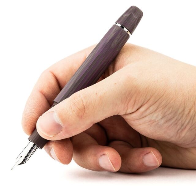 スクリーボ　限定生産品　フロウ　アルモニア　万年筆