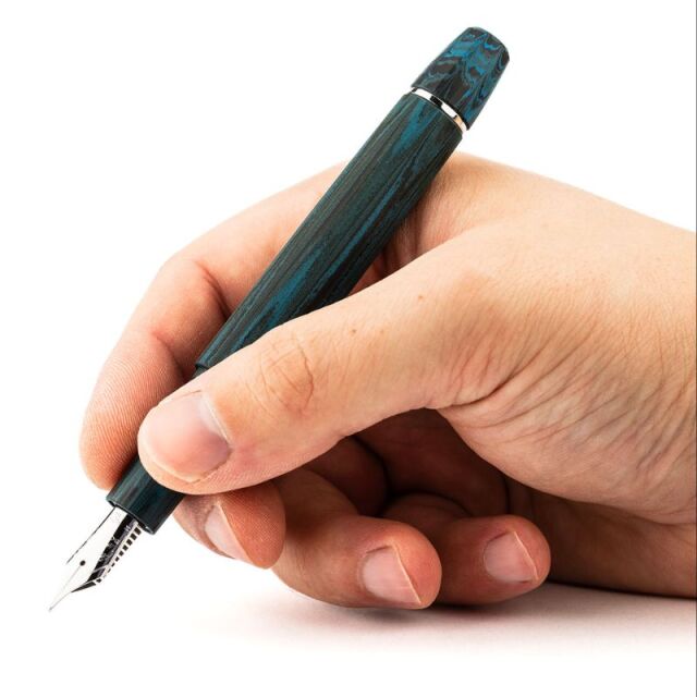 スクリーボ　限定生産品　フロウ　テンポ　万年筆