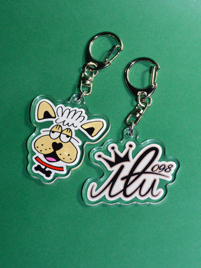 グッズ》181 アイルのアクリルキーホルダー.