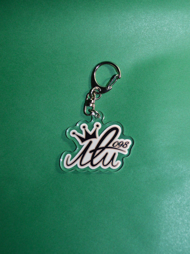 キーホルダー・アクリルキーホルダー etix ntle グッズ》181 アイルのアクリルキーホルダー.