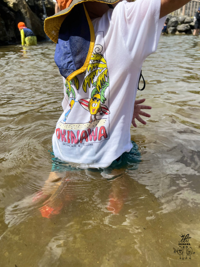 半袖》627 でいご君とまいちゃんと海日和のキッズTシャツ