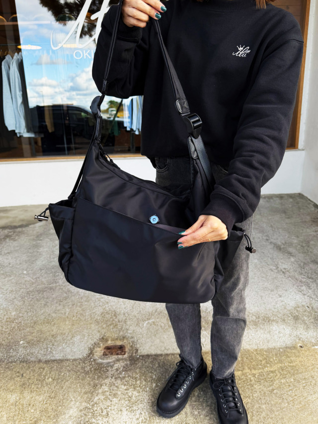 ノベルティ ショルダーバッグ バッグ》633 高密度ナイロンの13ポケット収納ショルダーバッグ