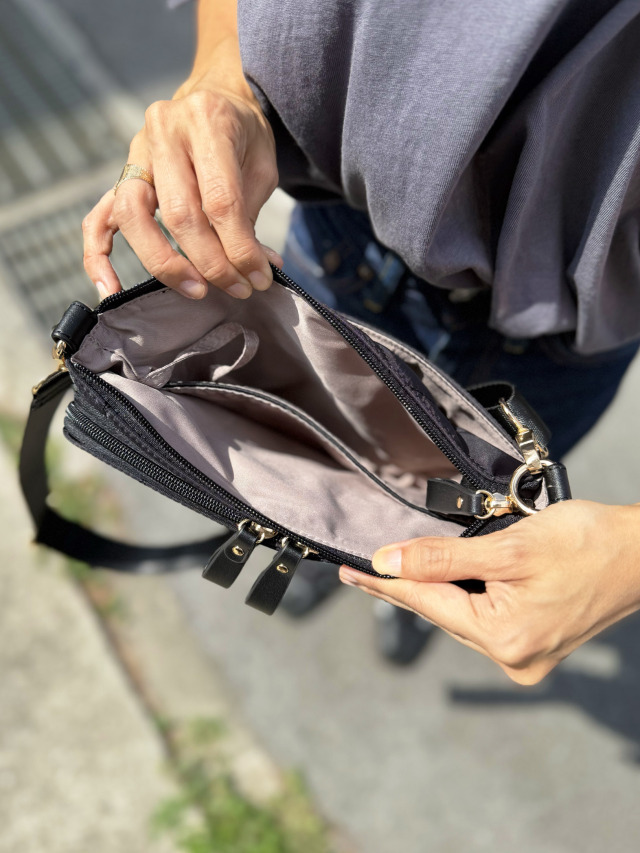 バッグ》633 高密度ナイロンの多収納キルティングショルダーバッグ