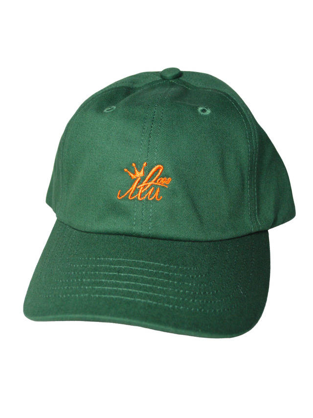 帽子》639C アイルのロゴマークの刺繍キャップ