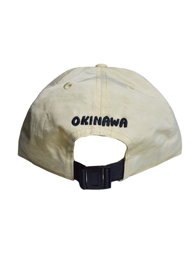 帽子》639S アイルのロゴマーク刺繍のナイロンフラットバイザーキャップ