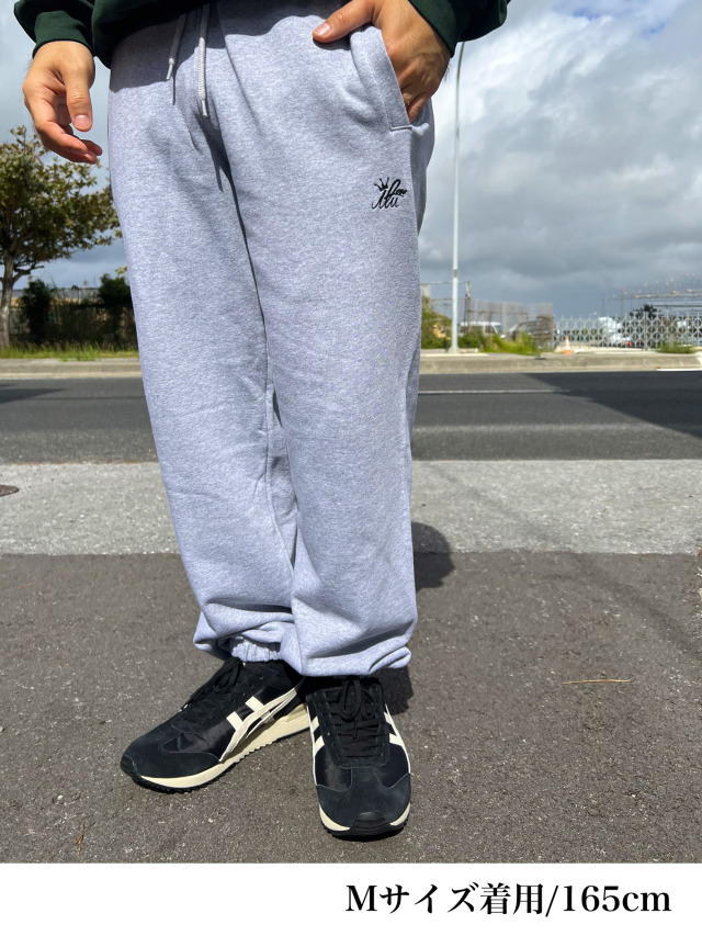 ロングパンツ》798 アイルの刺繍スウェットロングパンツ.