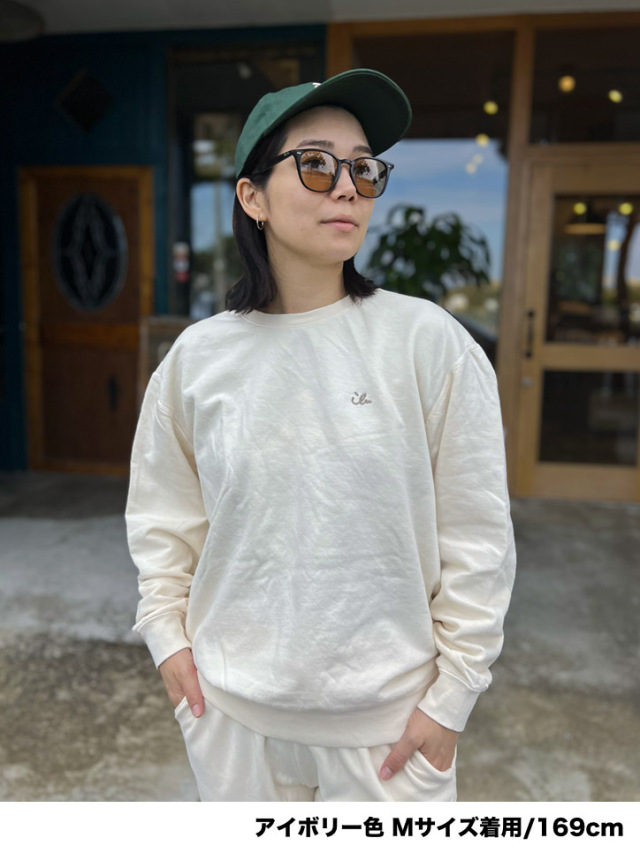 トレーナー》818M ちょこっとアイル刺繍のライトウェイトトレーナー