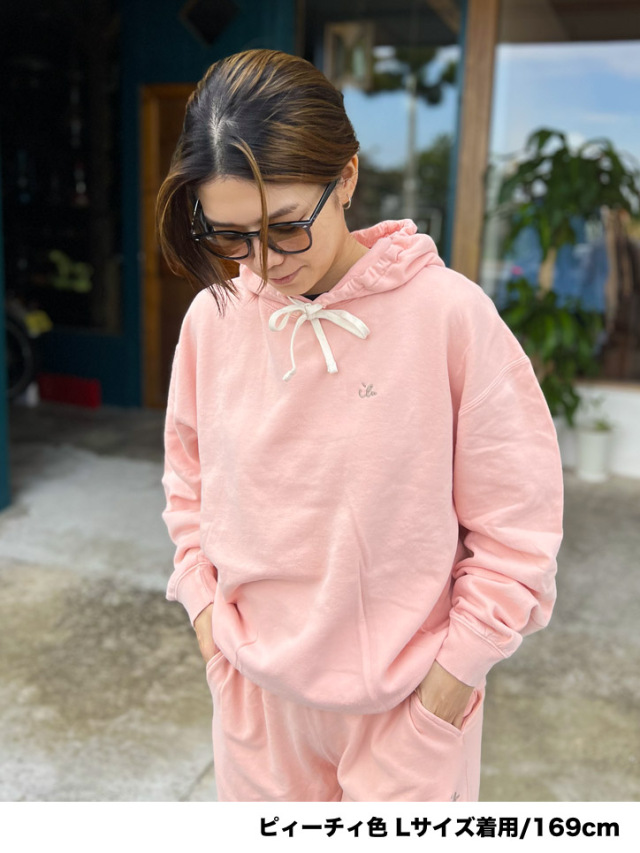 パーカー》818M ちょこっとアイル刺繍のライトウェイトパーカー