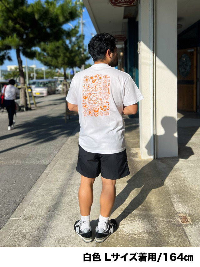 半袖》868 ハッピーフラワー02の半袖Tシャツ.