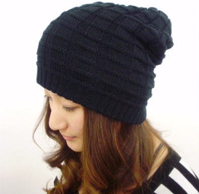 【たっぷりコットンふわふわニット帽子（格子柄）】★【男女兼用】★