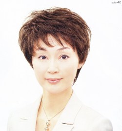 おしゃれなファッション用のかつら【ウィッグビューティー】SOPHIANレイアーショートSE-13　(フルウィッグ)