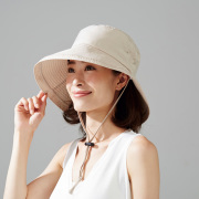 飛ばされにくいサファリ風帽子 ベージュ 帽子 レディース サファリハット 春 夏 UVカット ハット つば広 紫外線 対策 折りたたみ
