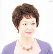 おしゃれなファッション用のかつら【ウィッグビューティー】SOPHIANカーリーSE-111　(フルウィッグ)