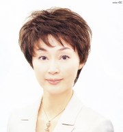 おしゃれなファッション用のかつら【ウィッグビューティー】SOPHIANレイアーショートSE-13　(フルウィッグ)