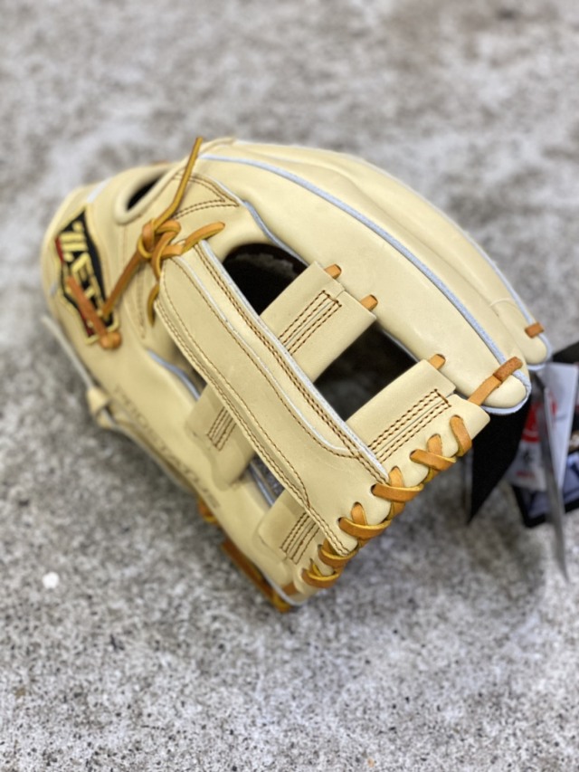 プロステイタス　硬式内野手用オーダーグローブ　中村奨吾モデル　ミズノプロ　軟式 楽天市場】中村奨吾（野球・ソフトボール｜スポーツ・アウトドア