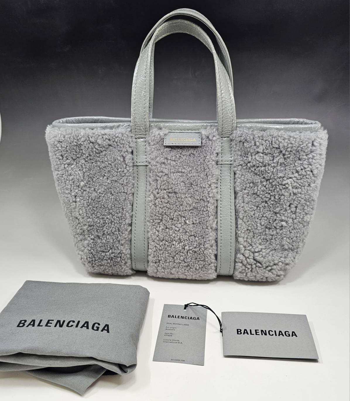 BALENCIAGA（バレンシアガ）/ムートンバック【Aランク】