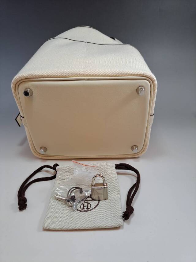 【HERMES】金色金具！ ☆ ピコタンカーゴ ポケット PM 18 ☆ エルメス】新品ピコタンロック ポケット18 カーゴ ゴールド金具