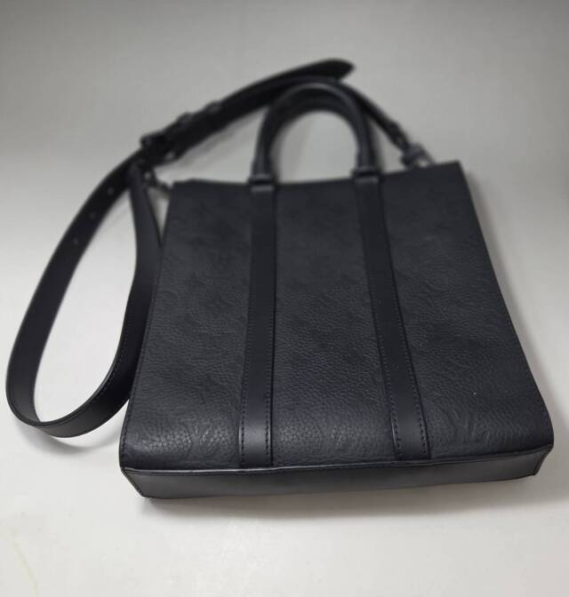 LOUIS VUITTON/ルイヴィトン トリヨン モノグラム サックプラクロス ショルダーバッグ 2way (中古品)ランクC