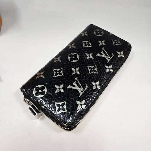 ルイヴィトン　モノグラム　パイソン　ジッピーウォレット　長財布　ブランド　財布 ルイヴィトン モノグラムパイソン ジッピーウォレット N96955 長