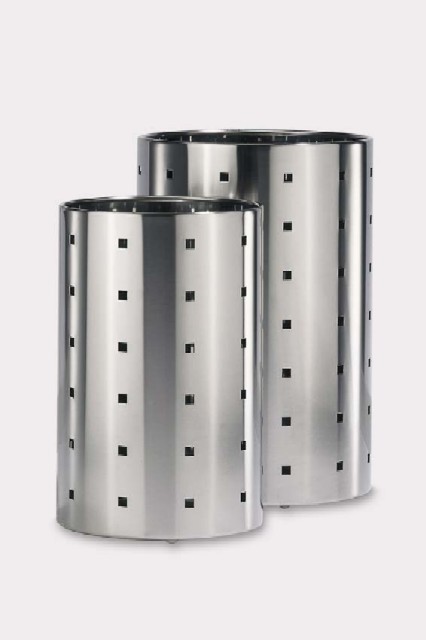 シンプルにお部屋を飾る　ステンレス製ゴミ箱QUADRO　Φ２５　ZACK　50512