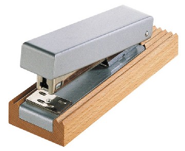 木の優しさを感じるステープラー P　wood