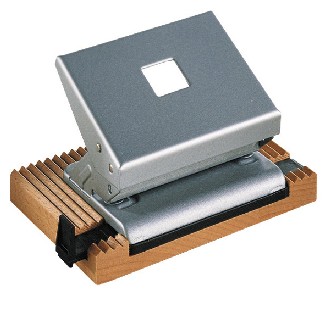 木の温もりを感じさせるパンチ P　wood