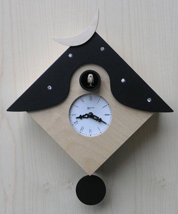 カッコーが鳴いて時刻を知らせます！鳩時計　カッコークロック　イタリア・ピロンディーニOtranto104nero