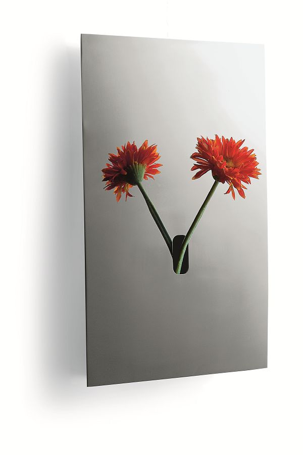 シンプルでスタイリッシュ！WALL　VASE　　Philippi　181006　ステンレスベース　