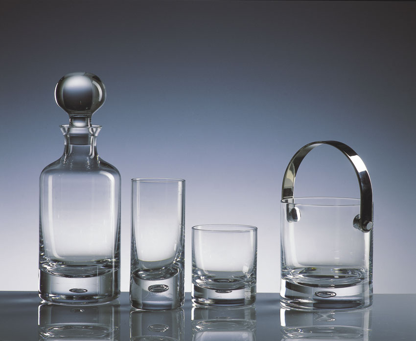 クリスタルガラスが輝く　ウイスキーデキャンタDanubio Bottiglia