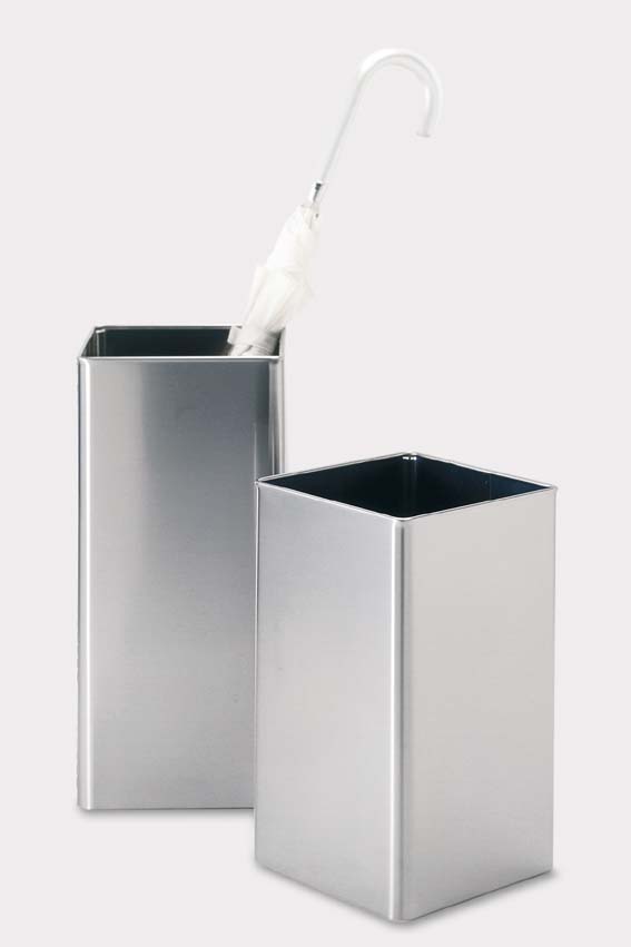 シンプルで機能性が高いステンレス製ゴミ箱ANGOLO ZACK 50477
