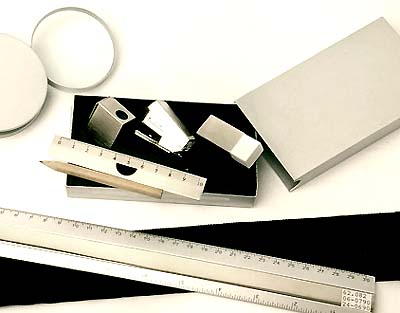 携帯に便利なミニステーショナリー