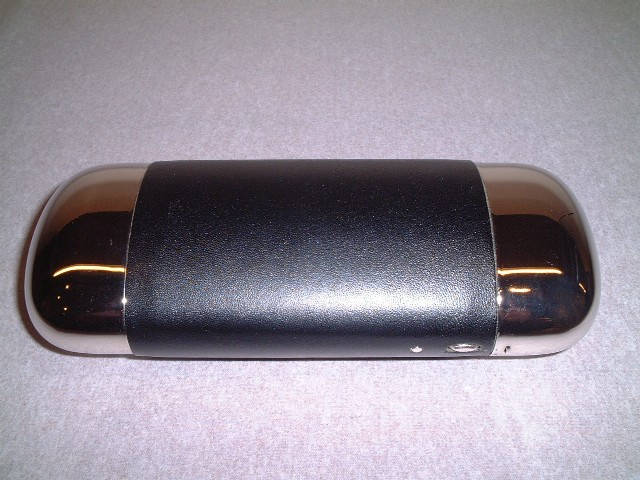 ハードケースでメガネを守るポップアップメガネケース ブラック（革巻き）　