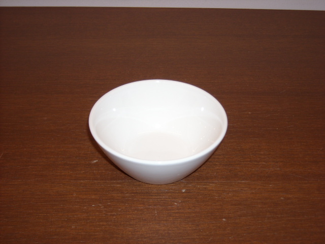白いナッツ皿　クラシックホワイトDUDSON
