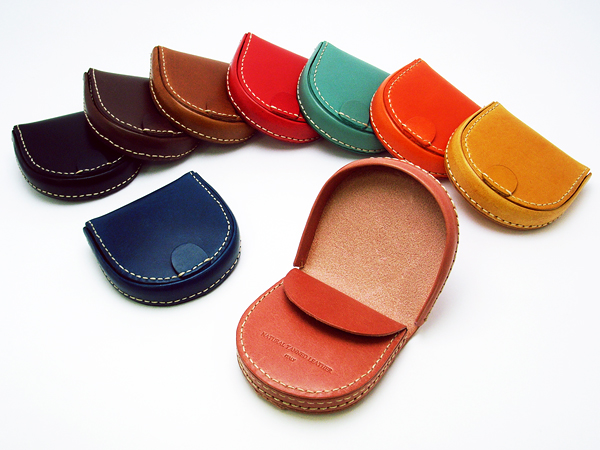 使い易い定番デザイン！　レザータフト小銭入れ