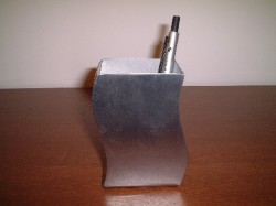 シンプルでハイセンス！ステンレスペンスタンドS