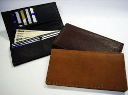 味わいのある柔らかい手触りのレザー長札財布　ミネルバ