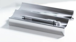 お洒落にペンを収納できるペンシルトレー　Ｃ