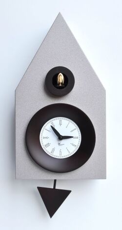 カッコーが鳴いて時刻を知らせます！鳩時計　カッコークロック　イタリア・ピロンディーニ Dark114-SA
