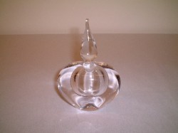 クリアボトルが美しい　トワレボトル・ハート