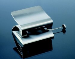 シンプルでシャープなデザイン！パンチ S