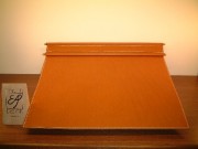 イタリアのデザインと素材が魅力です！レザーデスクマットCAMEL(Pinetti)L　展示品