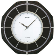 明るさを気にせず使えるソーラークロック ソーラープラスです