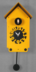鳩時計　カッコーが鳴いて時刻を知らせます！　カッコークロック　イタリア・ピロンディーニCasetta151giallo