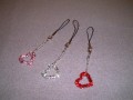 携帯を可愛く飾るスワロフスキーのオープンハート型ストラップ　